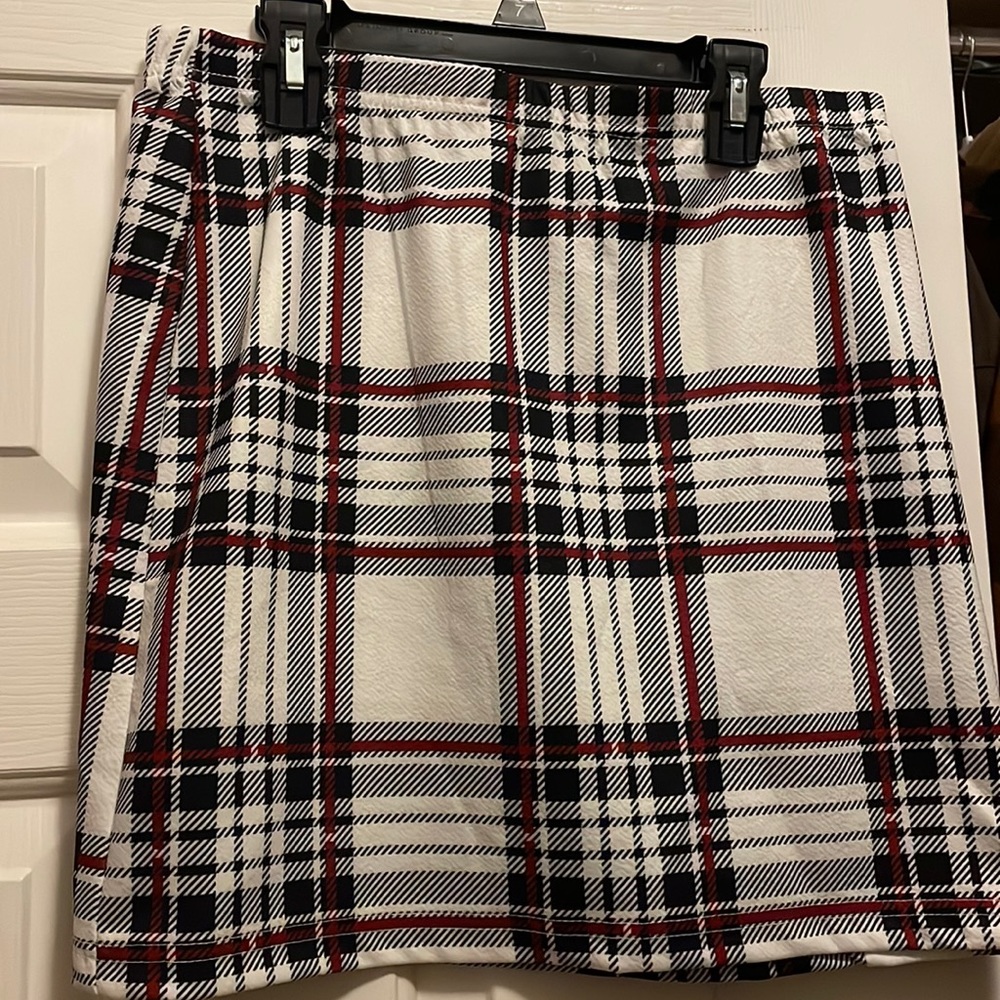 Plaid Skirt w Slit